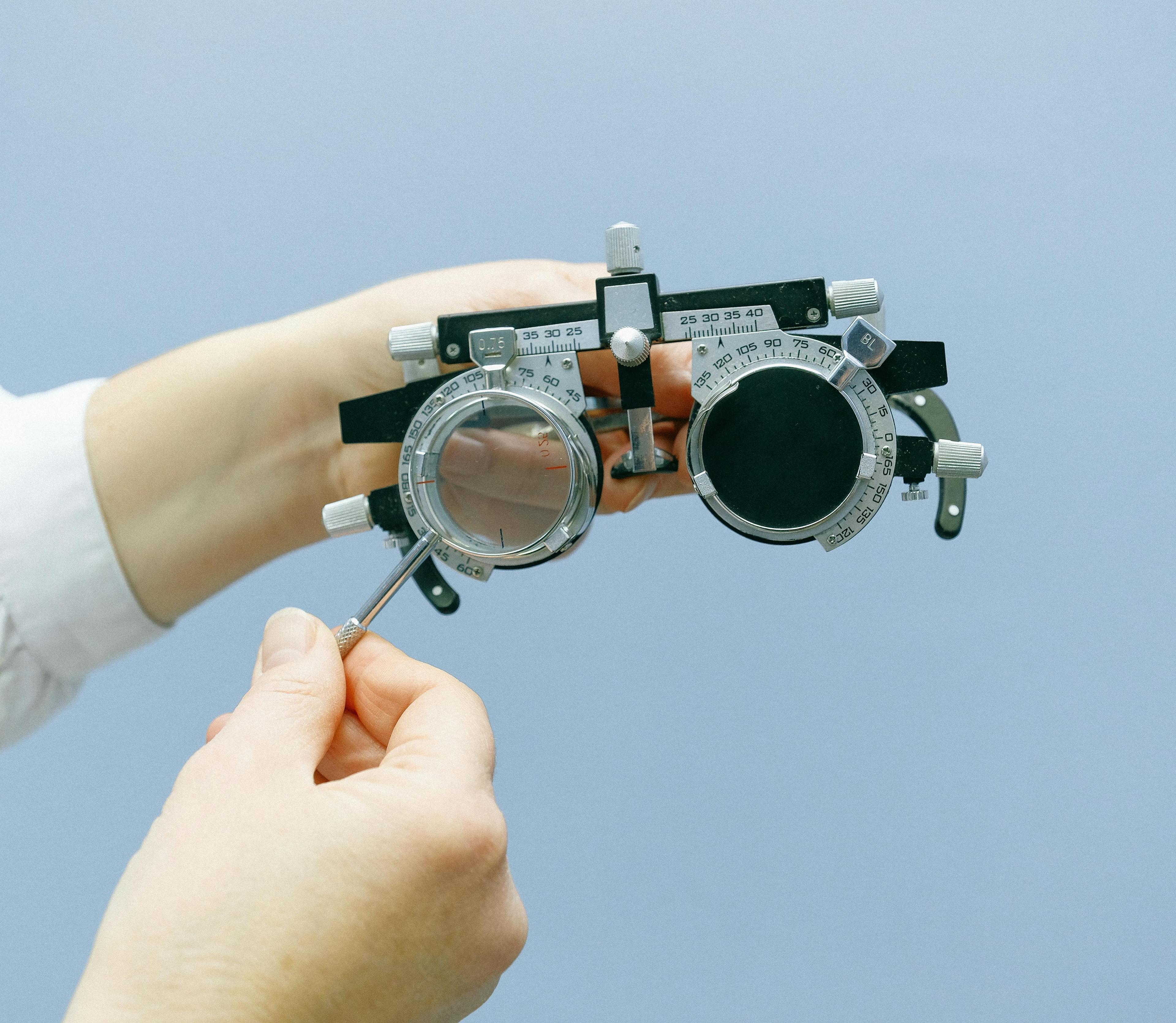 OPTOMETRY TECHNICIAN